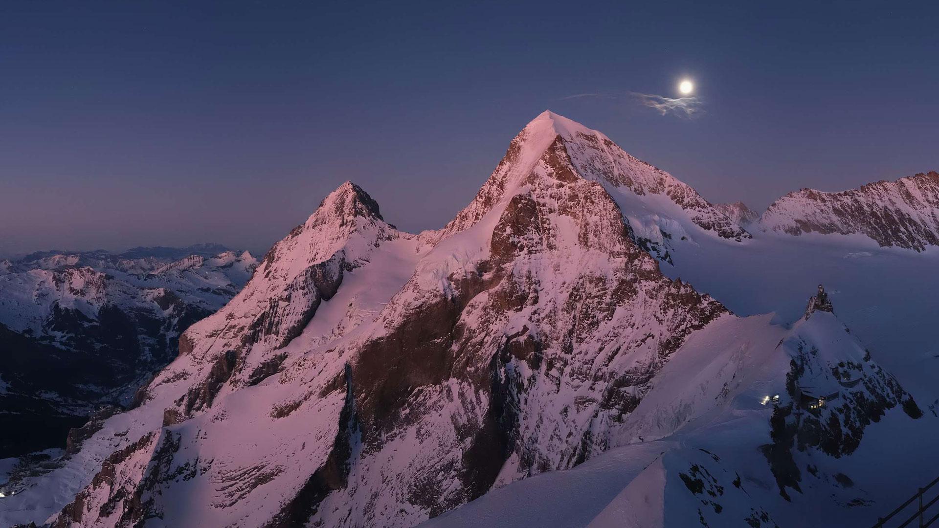 pleine lune sur le jungfraujoch